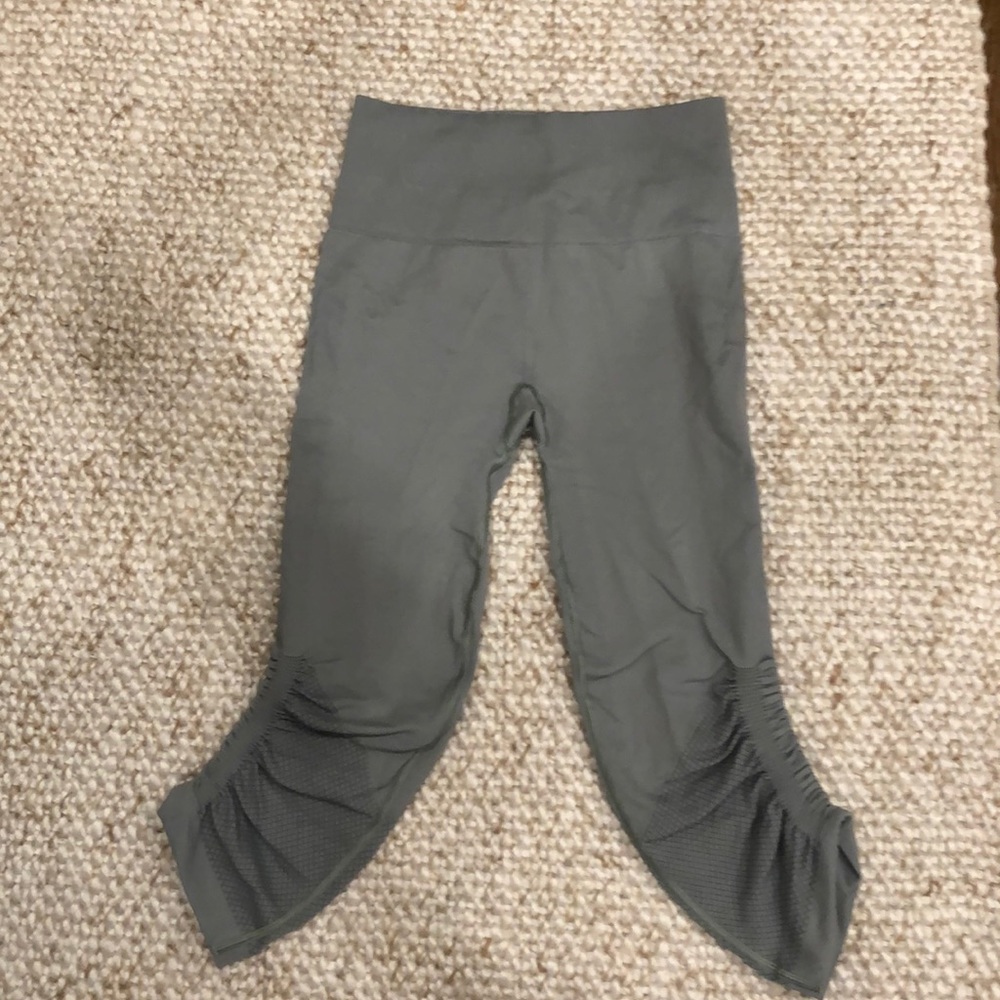 Taryn Toomey Lululemon leggings